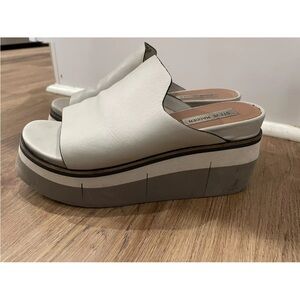 Steve Madden Slip On White/ Gray Wedge Sandals